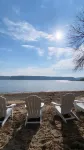 Stunning 3 bed/3bath Renovated Cabin on Lake Pepin