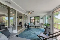 Secluded, stunning 🌊water views 1 mi from beach🏝️☀️