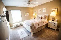 New 4BR Beach Block Home-Location, Location, Location! Hotels in Brigantine