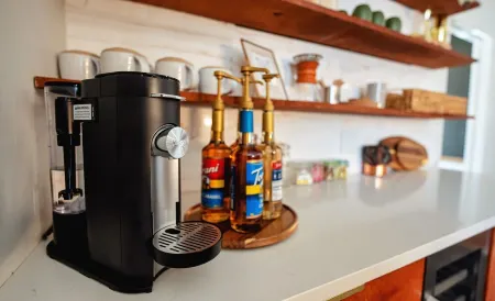 🏇🏼Equestrian & Bourbon Central🥃👑The Kingston👑Near Fasig-Tipton & KYSHP🐴