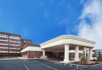 DoubleTree by Hilton Dayton Fairborn 패터슨 공군 기지 공항 주변 호텔
