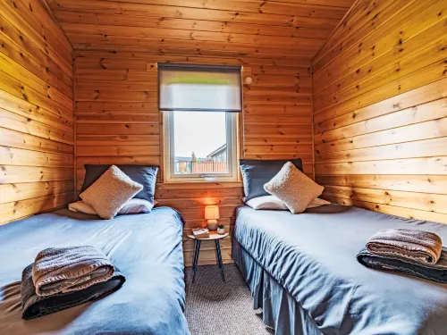 Loch Leven Lodge 21 - 2-Star