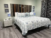 Island Vibes + Modern Comfort at Lido Beach!