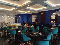 The Grantage Hotel & Sky Lounge - breakfast