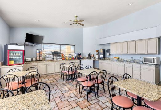 6. 데이즈 인 바이..