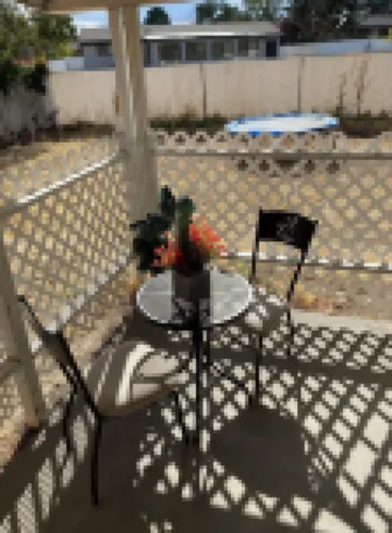 luxurious Charming 2-bed house with WiFi and AC with arcade pac-man pet friendly