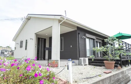 Awaji Riverside Terrace in Shizuki Отели рядом с достопримечательностью «Awaji World Park Onokoro»