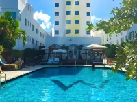 Marseilles Beachfront Hotel Hotels near Hyde Beach