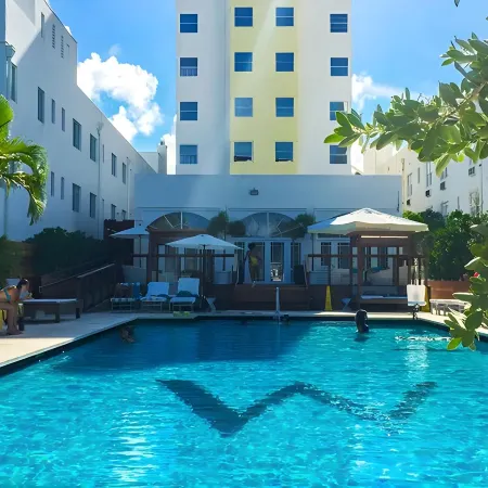 Marseilles Beachfront Hotel