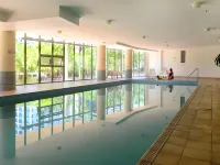 The Meriton on Main Beach