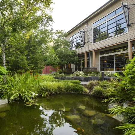 Cedarbrook Lodge