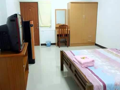 Green Place Apartment