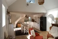 Charming Breton farmhouse - sea view