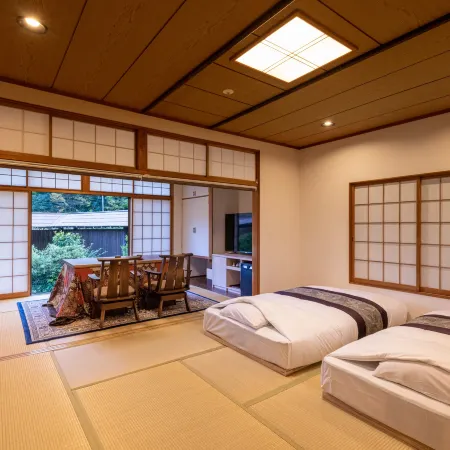 Kashiwagura Onsen Taishikan Отели рядом с достопримечательностью «Железнодорожный вокзал Тотиги»