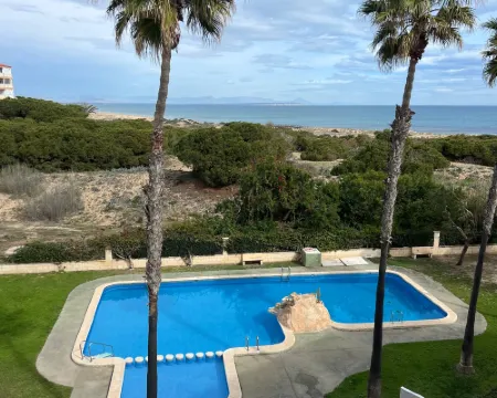 Beautiful apartment in La Mata with sea view Hotels in La Mata