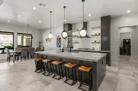 Beautiful 5 Bd/6 Bath - Zion's Edge, Kolob Canyon, Private Pool, Hot Tub, Views!