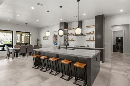 Beautiful 5 Bd/6 Bath - Zion's Edge, Kolob Canyon, Private Pool, Hot Tub, Views!