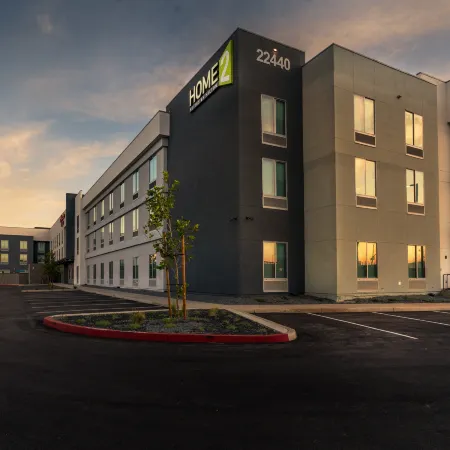 Home2 Suites by Hilton Riverside March Air Reserve Base Отели в г. Риверсайд