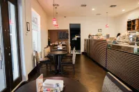 Clarion Inn & Suites Across from Universal Orlando Resort - breakfast
