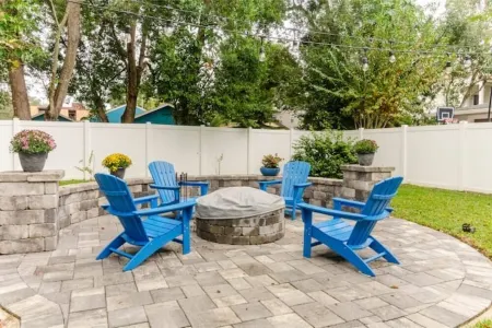 At Lakes Upscale Villa/Next to Downtown Orlando Отели рядом с достопримечательностью «Bridal Gown Studio Orlando»