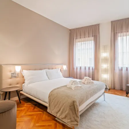 GuestHost - San Fermo Luxury Apartment