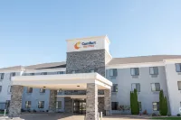 Comfort Suites Bloomington I-55 and I-74 - parking