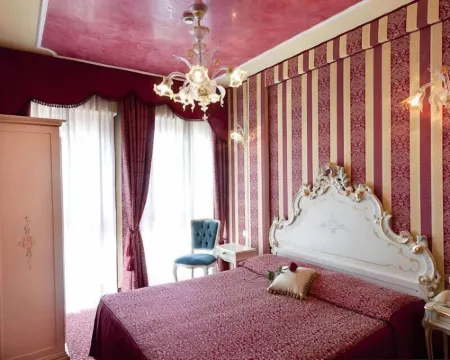 โรงแรมเบลเล อาร์ตี โรงแรมในเวนิส