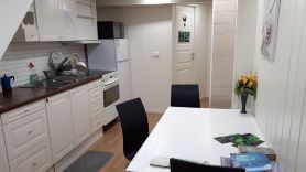 Arctic Rooms Hage