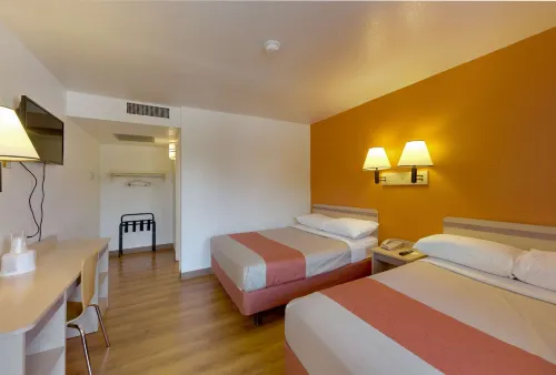 Motel 6 Weed, CA - Mount Shasta Hotel di Weed