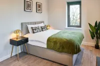 Host Stay Mariposa Waterloo Hotels near Crosby Beach