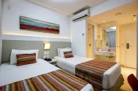 Transamerica Fit Vitória Reta da Penha Hotels in Каріасіка