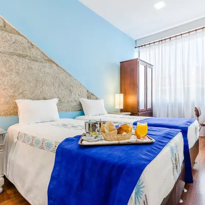 هوتل سانتا كلارا بورتو Hotels near بونفيم