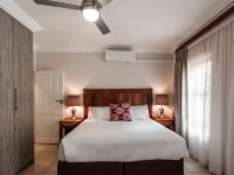 Camelot Guest House & Apartments Hotels in Southern DC