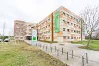 Residencia Universitaria Resa Los Abedules Hotels in Aranguren