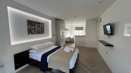 Luxurious London Studios Отели рядом с достопримечательностью «Хэрроу»