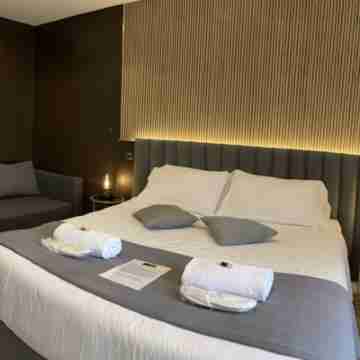 Pompeii Central Home Rooms