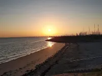 Holiday Home Colijnsplaat Near Beaches