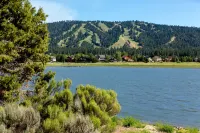 Large bear lodge #2488 Hotels in San Bernardino County