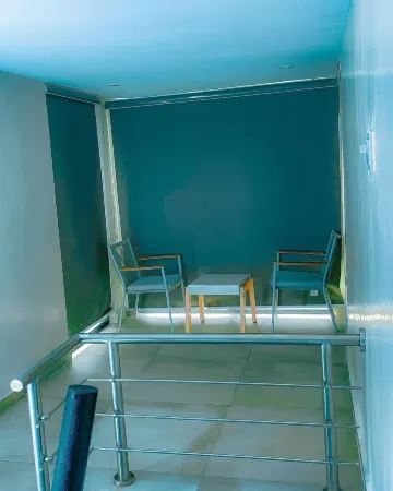 1 Bedroom Penthouse on the Beach Ikate