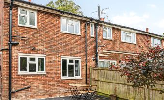 Link Road House by Redwood Stays