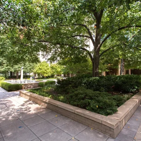 Comfortable 2BR Stay in Crystal City