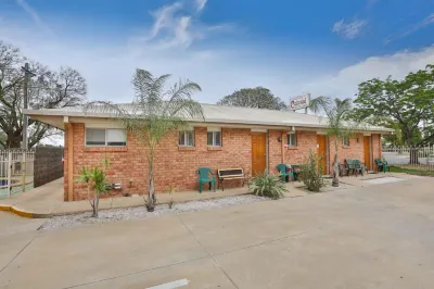 Red Cliffs Colonial Motor Lodge, Mildura Region Hotels in Red Cliffs