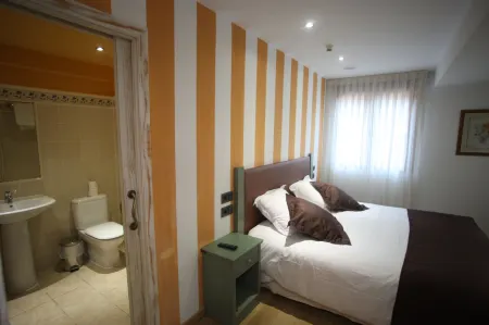 Boutique Hotel Castilla Отели рядом с достопримечательностью «Monasterio de San Juan de Duero»