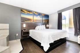 Days Inn by Wyndham Sharonville