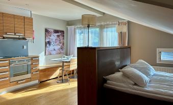 Levi Suites Unna Mànnu