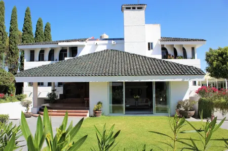 Santo Refugio Heritage Hotel Отели рядом с достопримечательностью «Зона археологических раскопок Чолула»