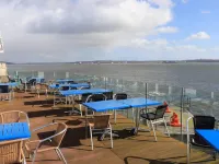 WatersEdge Hotel Hotels in Cobh