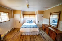 River Ridge Cottages