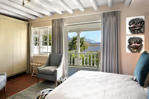 Mirabelle Guesthouse - Bjergudsigt