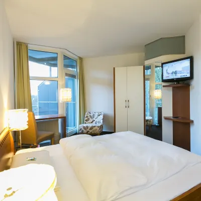 Wald & Golfhotel Lottental Hotels near ICAMS
